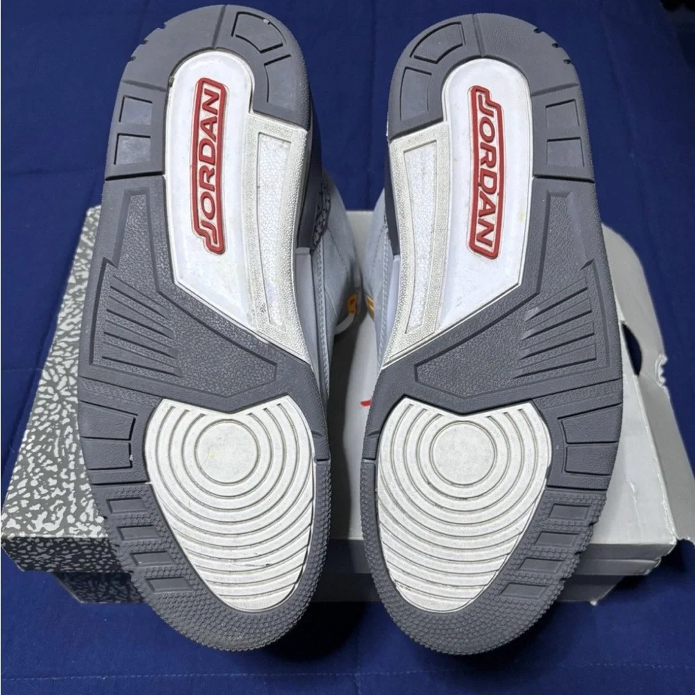 Jordan 3 Retro Cool Grey 2021 Size 9